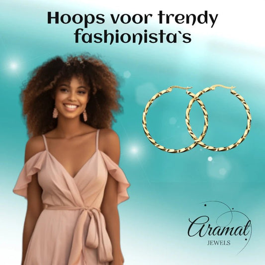 Goudkleurige RVS Swirl Hoepeloorbellen - 35 mm - Aramat Jewels - Oorbellen - cadeautip