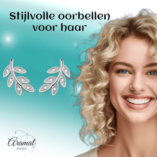 Zilveren Blaadje Oorbellen Zirkonia – 9x6mm - Aramat Jewels - Oorbellen - cadeautip