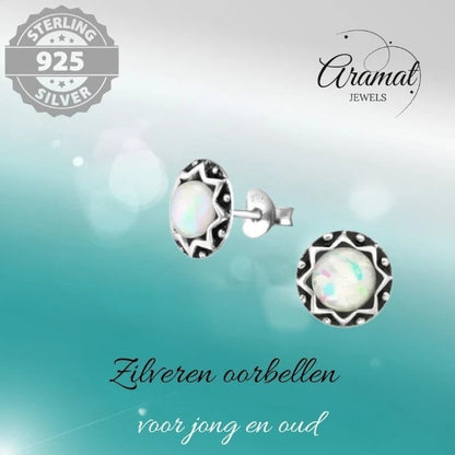 Aramat Jewels Sterling Zilveren Bali oorstekers met witte opaal, 9mm rond, geoxideerd