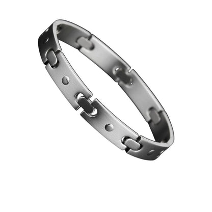 Aramat Jewels stoere zilverkleurige edelstalen armband van 21 cm met een unieke fantasieschakel en kliksluiting.