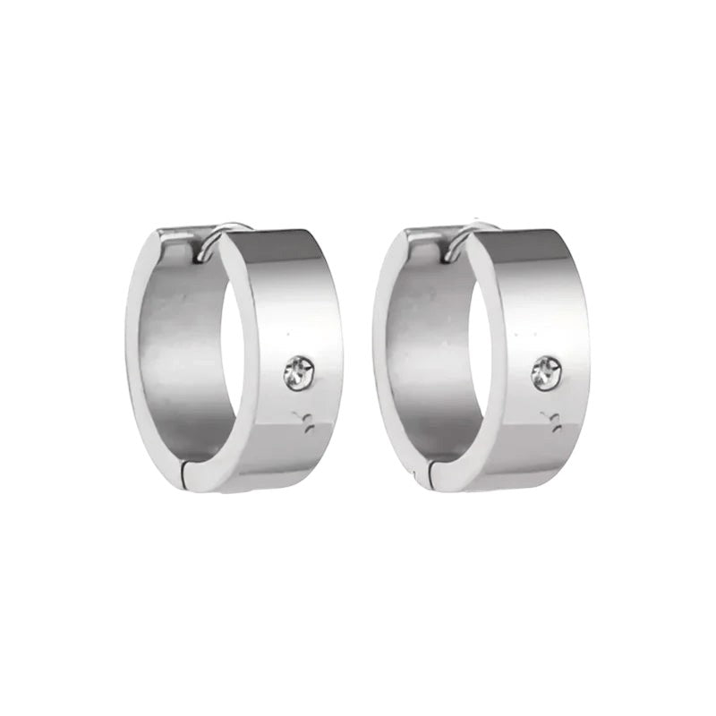 Brede Huggie Oorringen 20x7mm Zilverkleur - Aramat Jewels - Oorringen - cadeautip