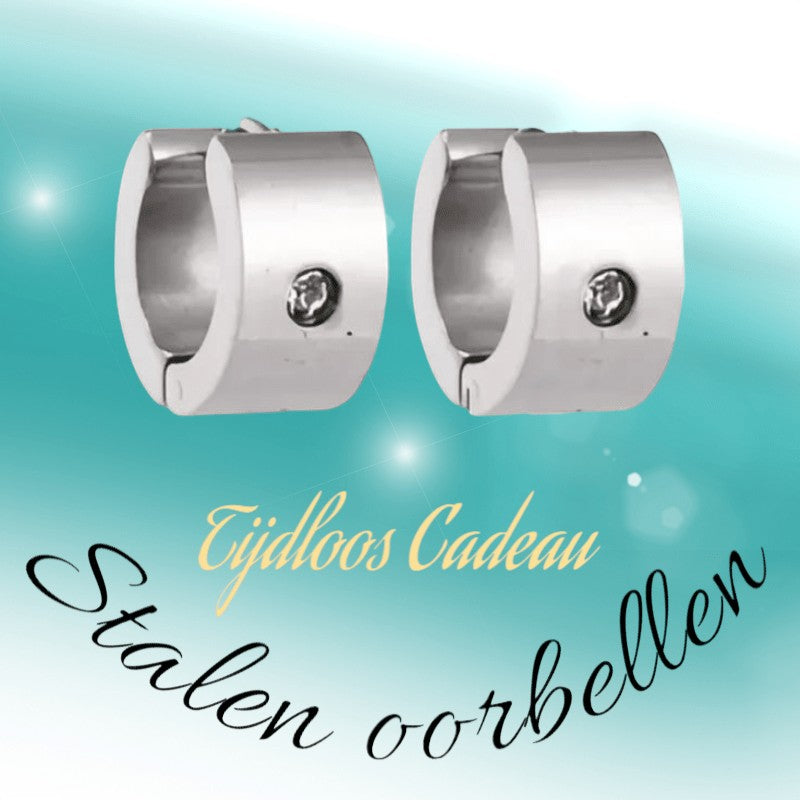 Brede Huggie Oorringen met Kristal 13x7mm - Aramat Jewels - Oorringen - cadeautip