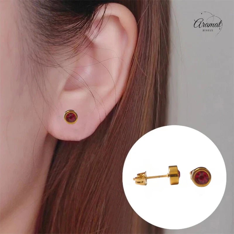 Goudkleurige oorbellen rood 6mm – Staal - oor2774 - XE71669 - Oorbellen kopen# - 6mm - alles - cadeau