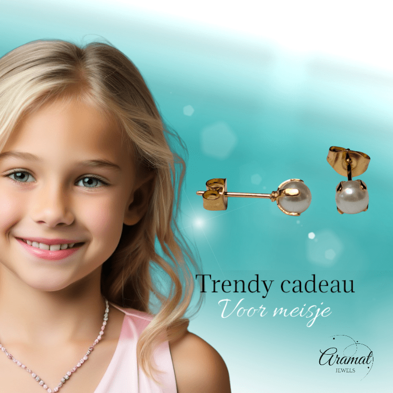 Goudkleurige Stalen Parel Oorbellen 5mm - Aramat Jewels - Oorbellen - cadeautip