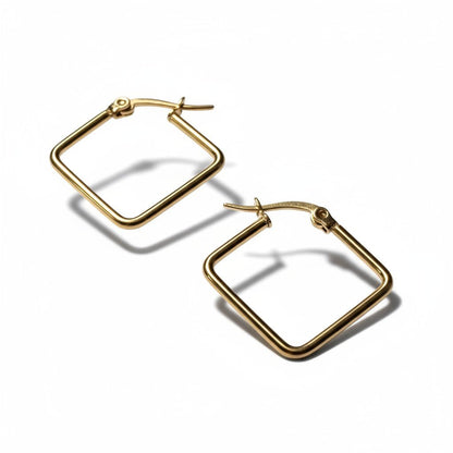 Goudkleurige Stalen Vierkante Oorringen - Aramat Jewels - Oorringen - cadeautip