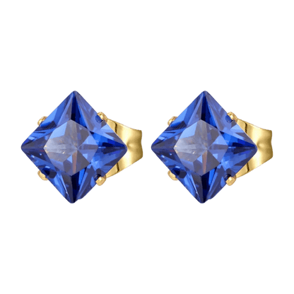 Paar gouden oorbellen met vierkante blauwe edelstenen.