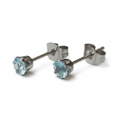 Lichtblauwe Zirkonia Oorbellen - Aramat Jewels - Oorbellen - cadeautip