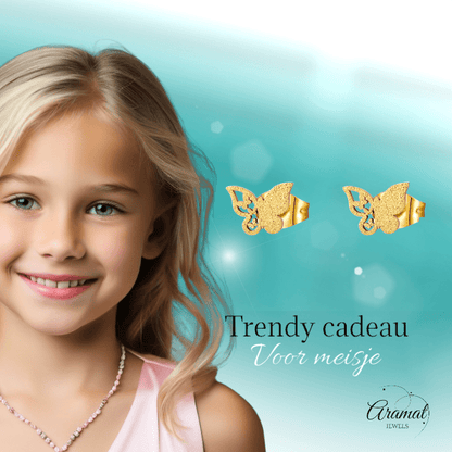 Matte vlinder oorbellen goudkleurig RVS 8mm - Aramat Jewels - Oorbellen - cadeautip