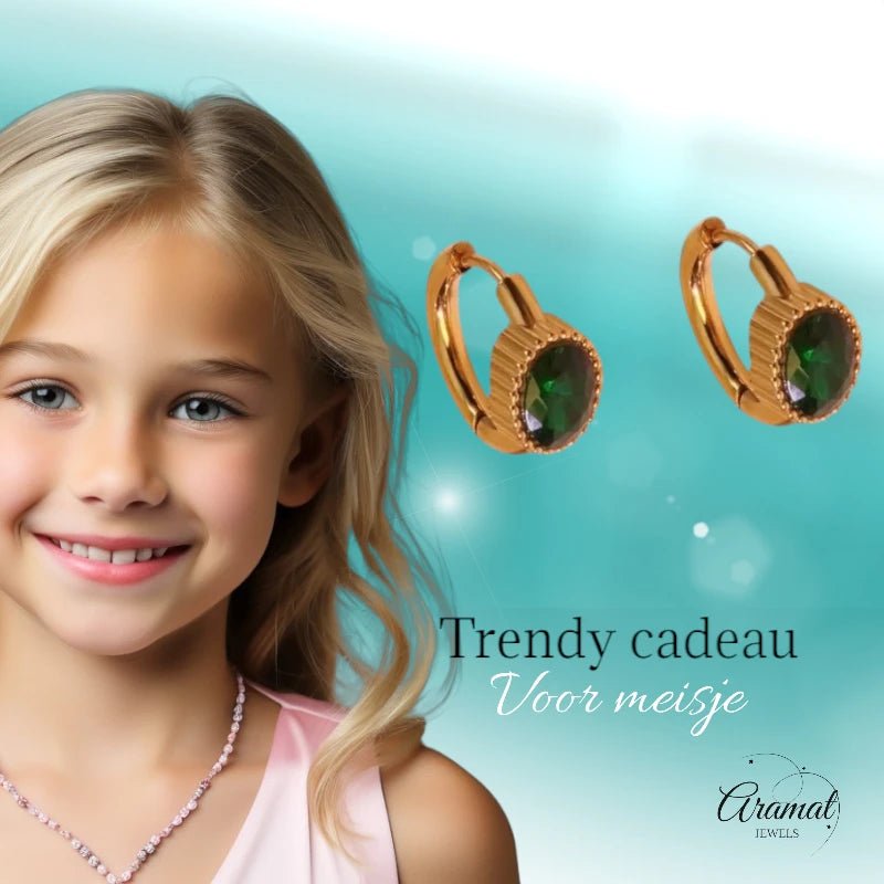 Mini Goudkleurige Oorringen – Groene Zirkonia – 15mm - oor6329 - 642322 - Oorringen kopen# - 15mm - alles - cadeau