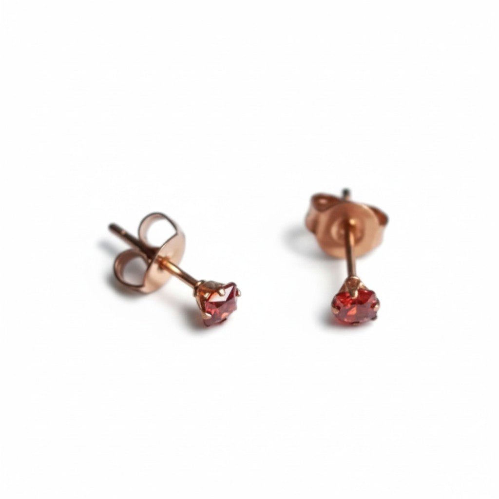 Oorbellen – RVS Roségoudkleur met Rode Vierkante Zirkonia (3mm) - Aramat Jewels - Oorbellen - cadeautip