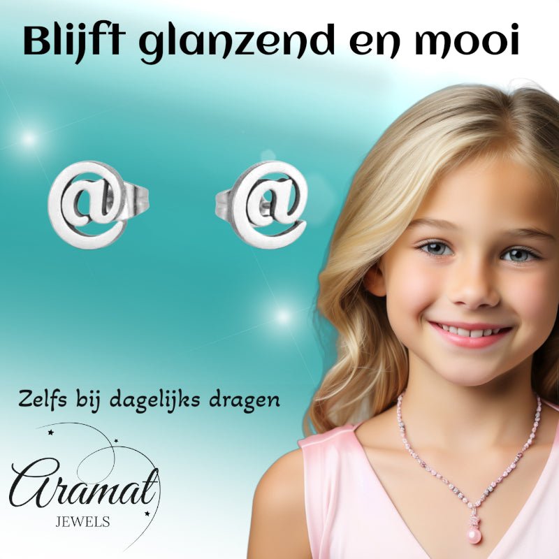 Oorbellen – Staal Apenstaartje (@) Zilverkleurig (10mm) - Aramat Jewels - Oorbellen - cadeautip