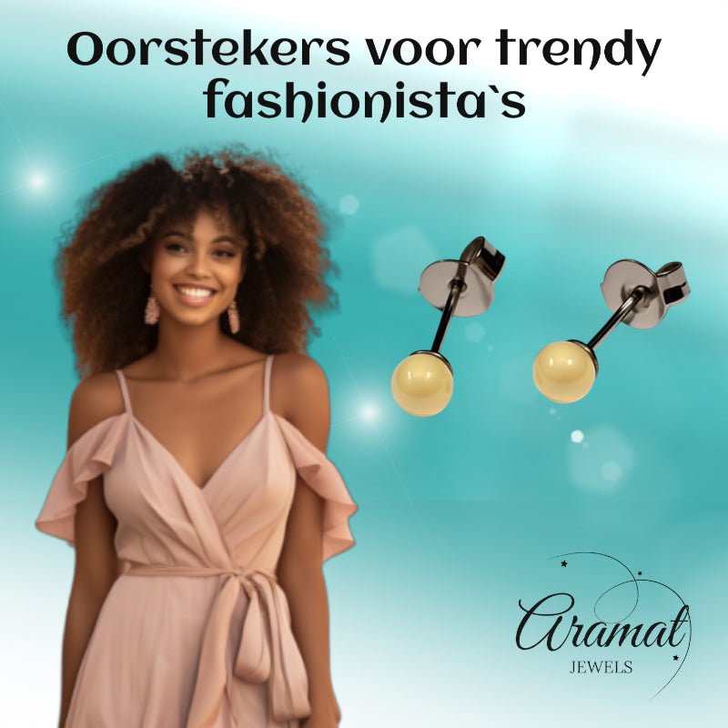 Oorbellen – Witte Bolletjes Metaal (4mm) - Aramat Jewels - Oorbellen - cadeautip
