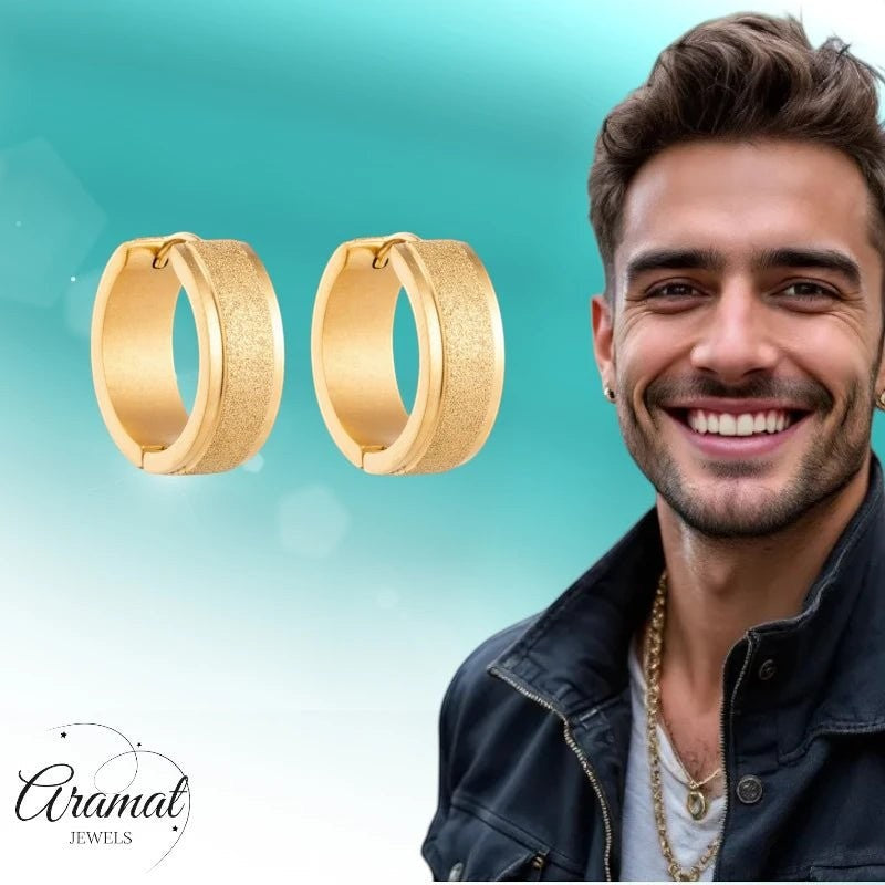Oorringen – 20mm Creolen Sandblasted Lijn RVS Goudkleur Unisex - Aramat Jewels - Oorringen - cadeautip