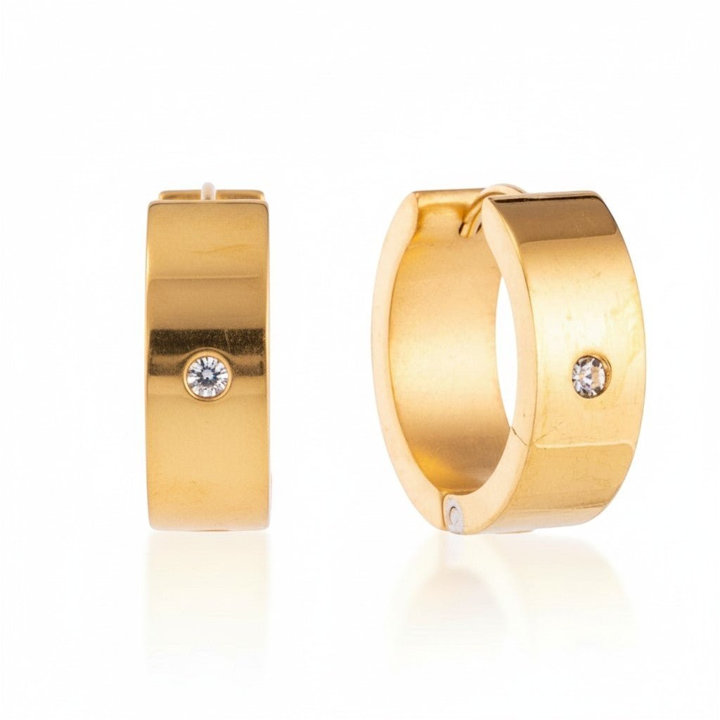 Oorringen – 20mm Glanzende Huggie Creool met Zirkonia RVS Goudkleur - Aramat Jewels - Oorringen - cadeautip