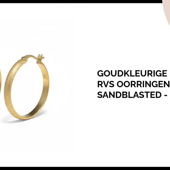 Goudkleurige Matte RVS Oorringen Sandblasted - 40 mm by@Outfy