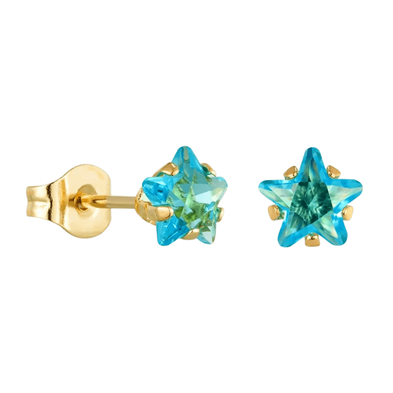 Paar gouden oorbellen met stervormige blauwe edelstenen.