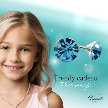 Stalen Kristal Oorbellen met saffierblauw steentje – Zilverkleur – 3mm - Aramat Jewels - Oorbellen - cadeautip