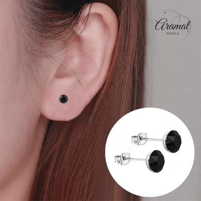 Stalen Kristal Oorbellen met zwarte steentjes – Zilverkleur – 4mm - Aramat Jewels - Oorbellen - cadeautip