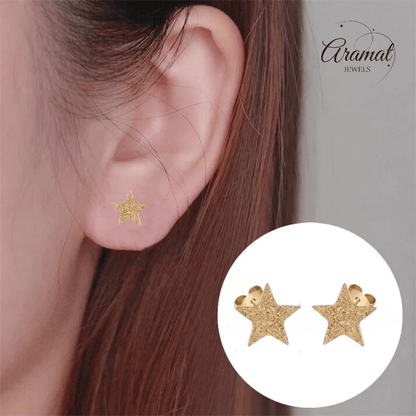 Ster oorstekers goudkleur – sandblasted – 8mm - Aramat Jewels - Oorbellen - cadeautip