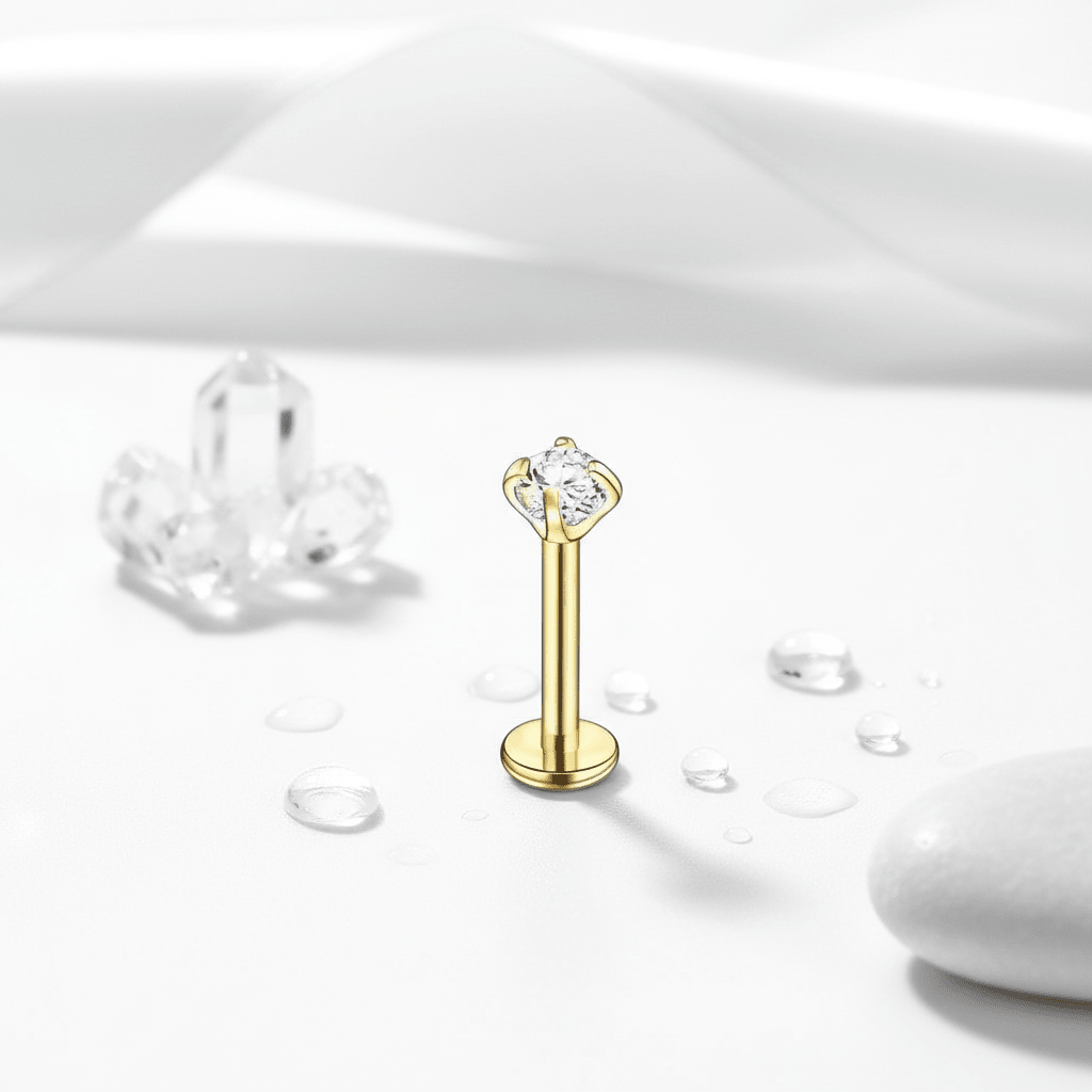 Tragus Helix Piercing – Goudkleur – AB Zirkonia - Aramat Jewels - Piercings - cadeautip