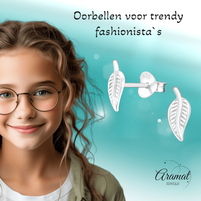 Zilveren Blaadje Oorbellen – 9x4mm - Aramat Jewels - Oorbellen - cadeautip