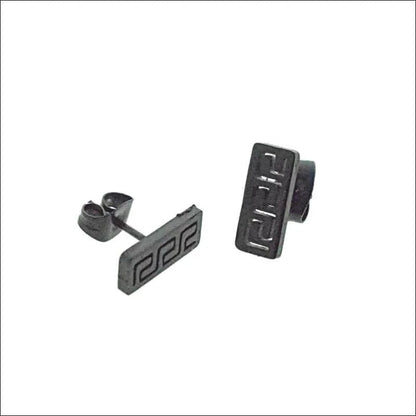 Een paar zwarte plastic clips